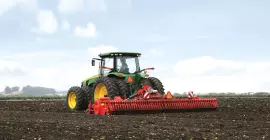 Macchine agricole KUHN per la lavorazione del terreno.
