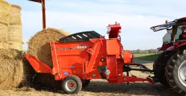 A KUHN PRIMOR 3570 M szalmás almozási módban