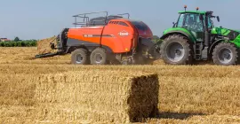 SB 1290 munka közben a szántóföldön