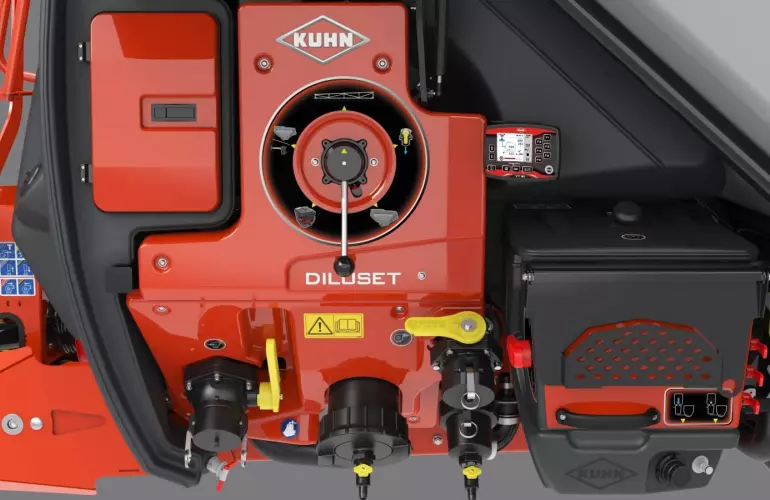 The KARAN POWER version can also be equipped with the DILUSET solution system