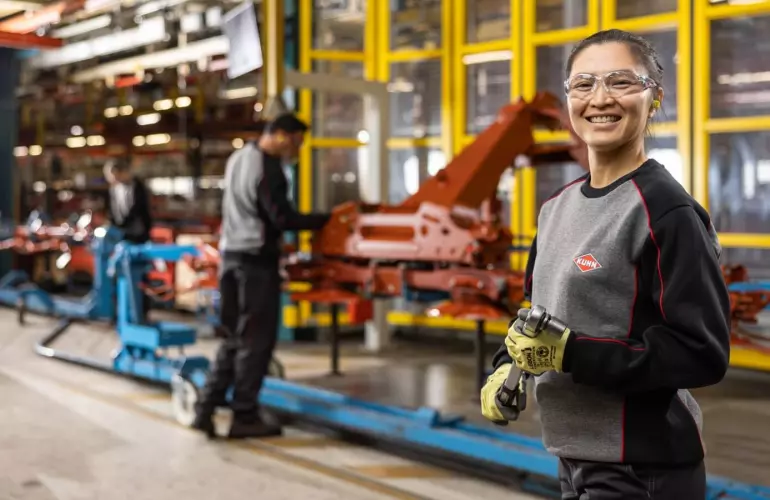 KUHN employee at manufacturing in Saverne, France