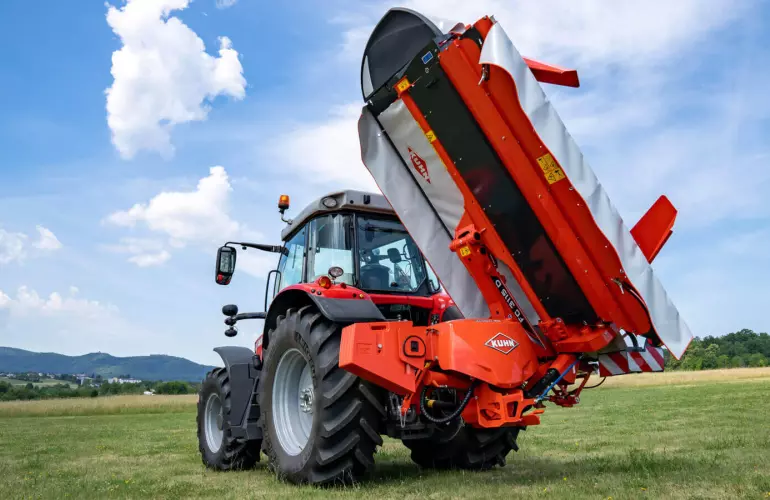 FC 3115 vonulás közben