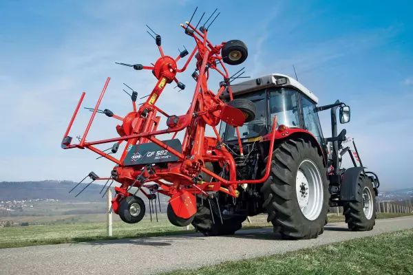 GF 7802 szállítási helyzetben