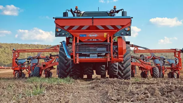 MAXIMA 3 fronttartállyal