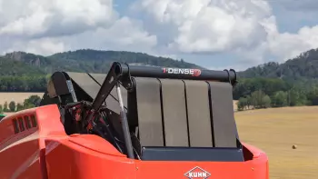 i-DENSE automatikus bálatömörség-szabályozás