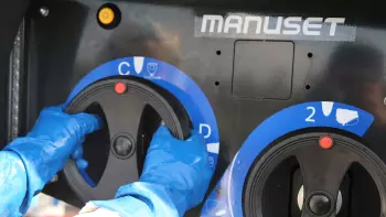 A LEXIS permetezőgép működtetése