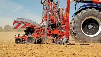 A MAXIMA 3 vetőgép új, elektromos hajtása