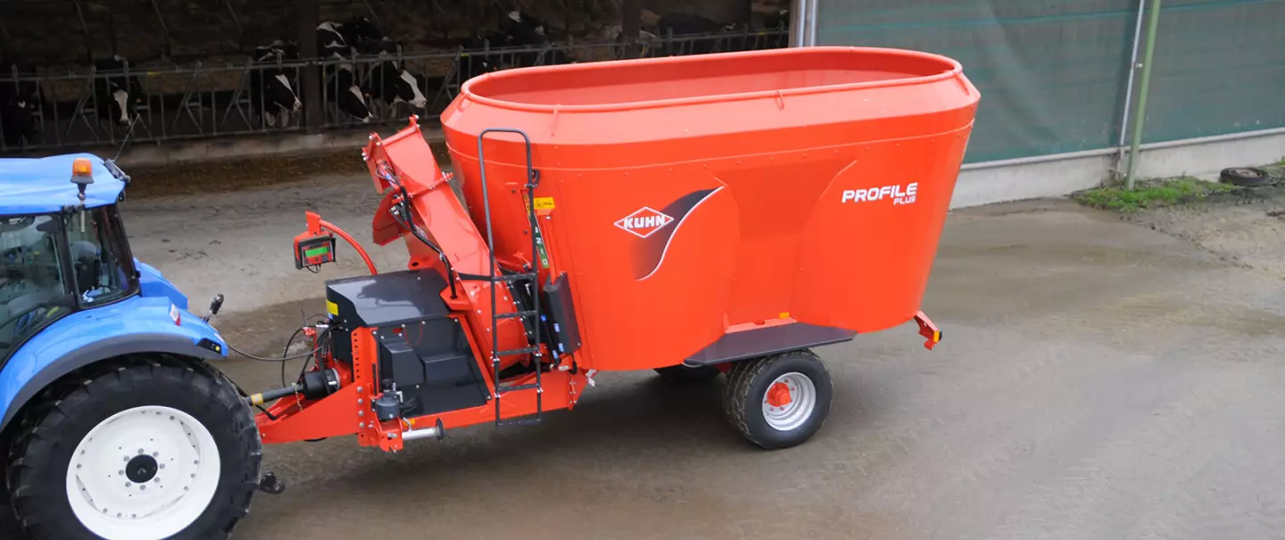 PROFILE PLUS 2 CS munkavégzés közben