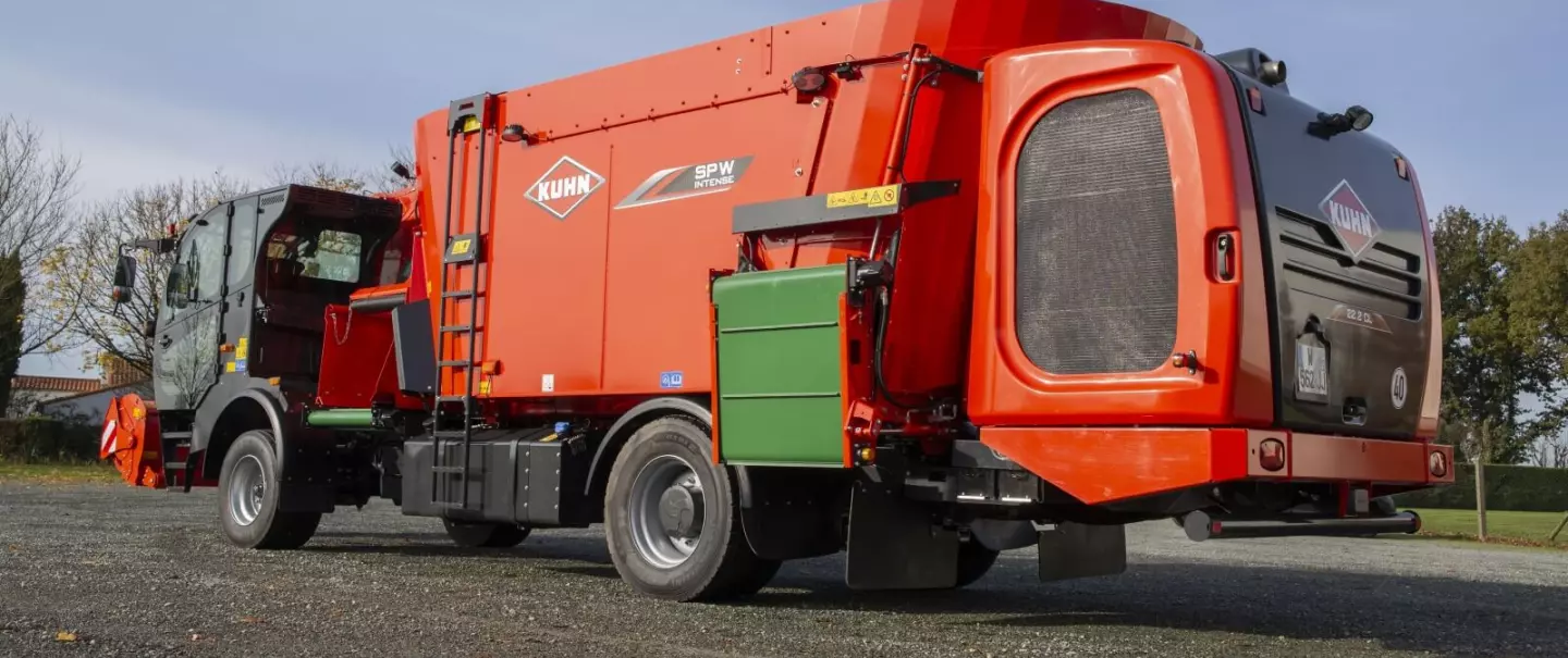 SPW INTENSE munka közben